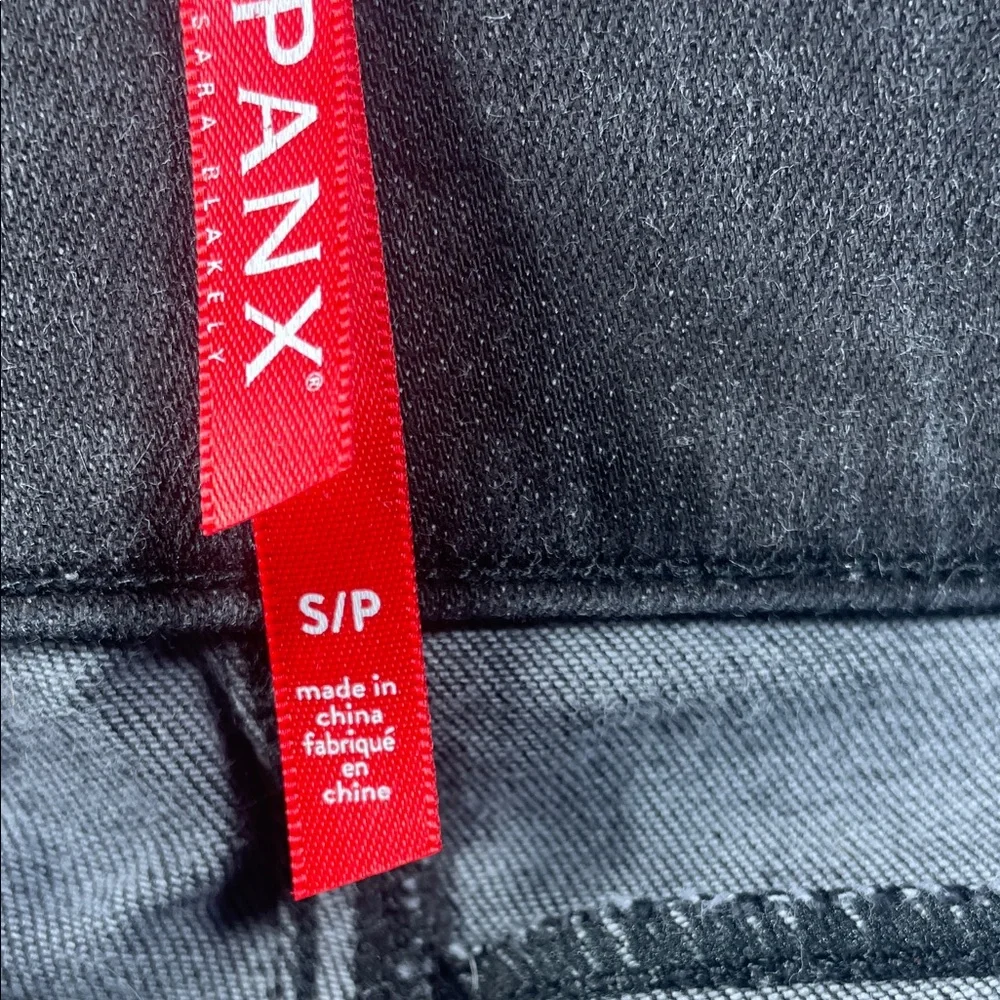 SPANX Women's Skinny Jeans -‎ Black Distressed